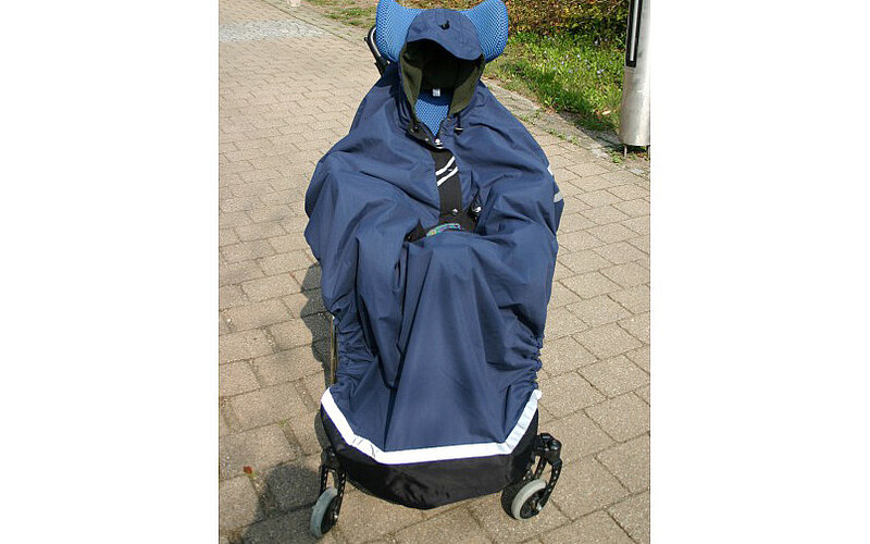 Renato Rulatex Schalenrollstuhl Rollstuhl Cape Renato Rulatex Schalenrollstuhl Rollstuhl Cape