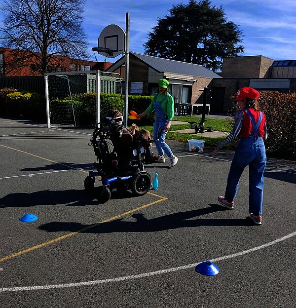 CoMoveIT Smart-System Kopf-Fuss-Lenksystem-FiNiFuchs-Kinder-Elekektrorollstuhl