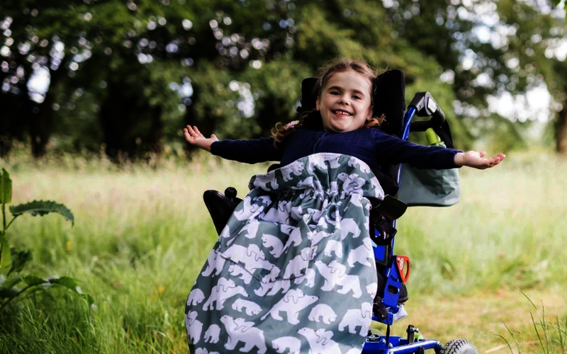 Fusssack-Rollstuhl-Kinder-FiNiFuchs