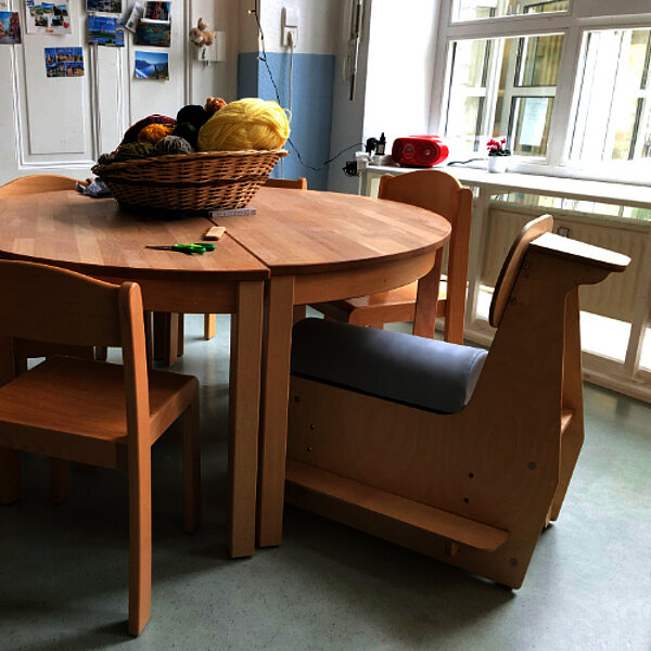 Sitzhilfe-FiNiFuchs-Therapiestuhl