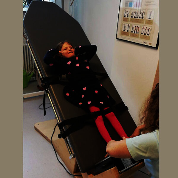 Galileo Delta Mini Kipptisch Muskelaufbau Kinder FiNiFuchs