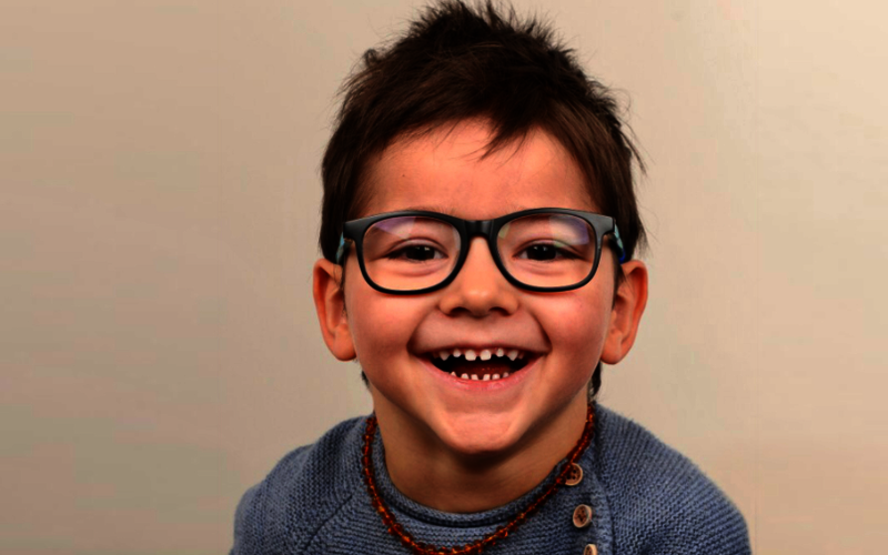 Kinderbrille-mit-Sonnenclip-FiNiFuchs