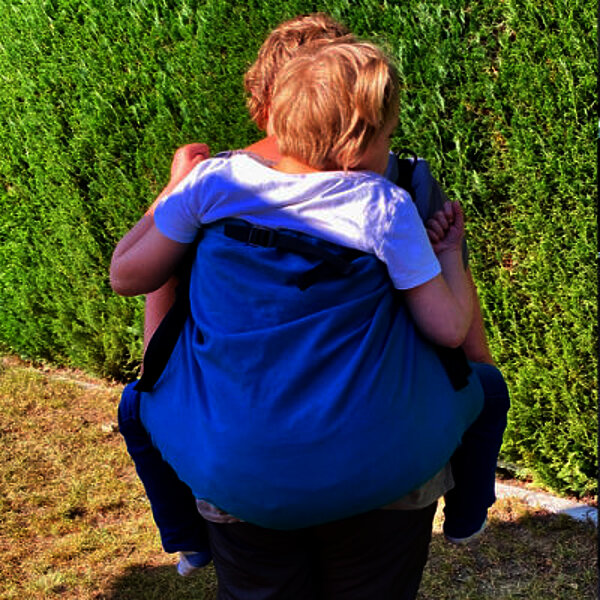 Kindertrage Babytrage Baby Roo FiNiFuchs