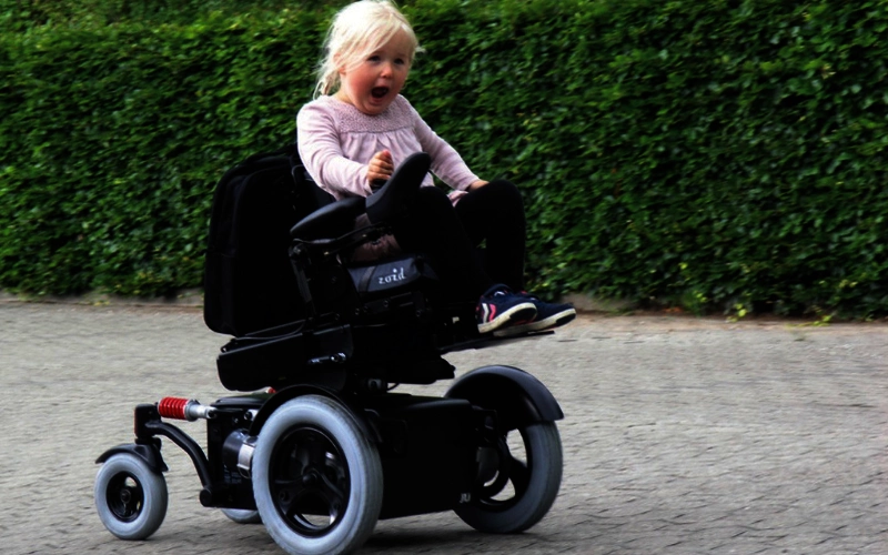 TA iQ FWD Junior-Elektrorollstuhl-FiNiFuchs