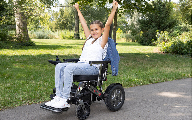 FreedomChair A11 Mini-Max-ELETROROLLSTUHL-Kinder-FiNiFuchs