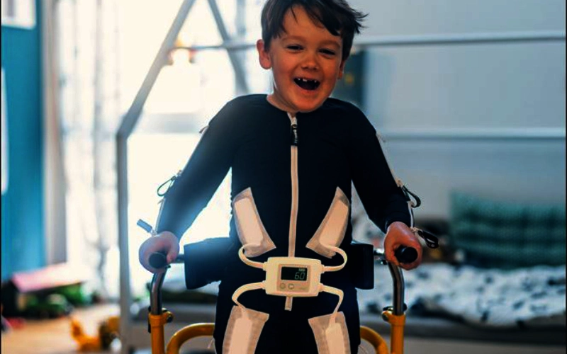 mollii-suit-ottobock-FiNiFuchs