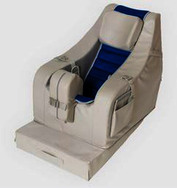 Gravity Chair-FiNiFuchs.JPG