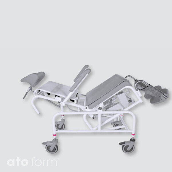 m2-mini-Sonderanfertigung-Dusch- Toilettenstuhl-FiNifuchs