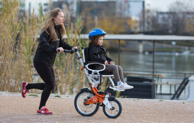 JOELETTE KID gelaenderollstuhl FiNiFuchs Kinderrollstuhl